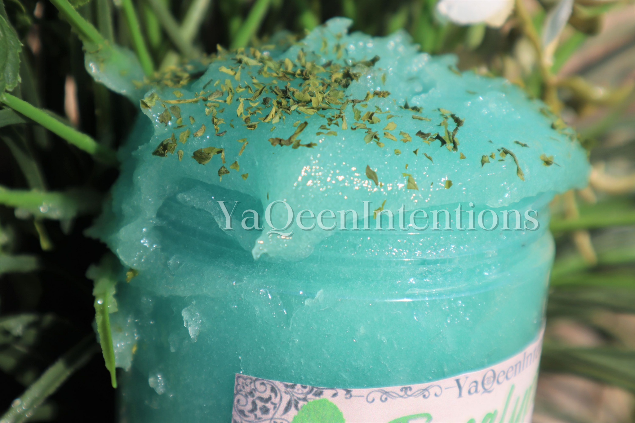 Spearmint & Eucalyptus Sugar Scrub for Exfoliating Dry Skin